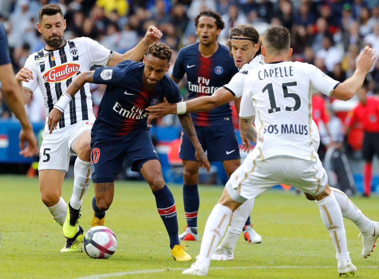 巴黎圣日耳曼VS昂热前瞻：法甲霸主剑指提前6轮夺冠，昂热能否阻击？