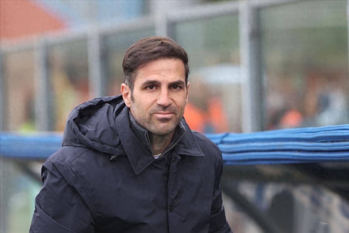 1-0，37岁法布雷加斯闪耀：带领意甲第13击败意甲第10，迎来连胜纪录