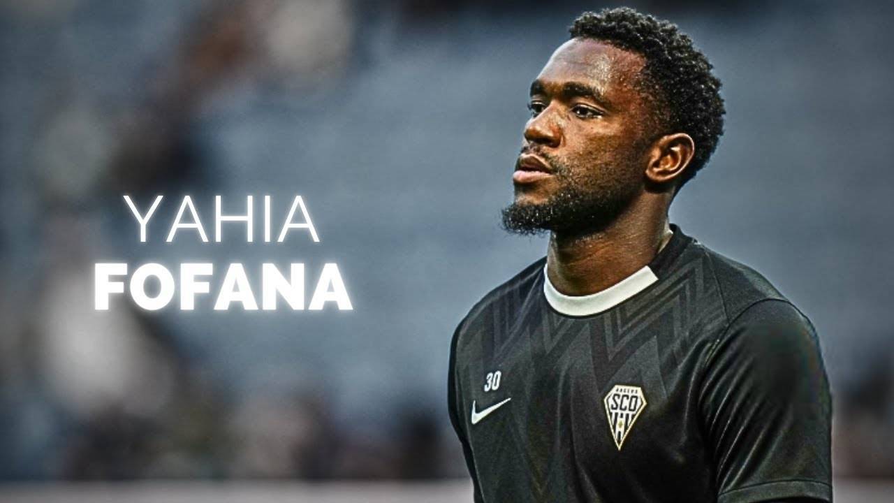 法甲扑救榜第1！队报：纽卡有意昂热门将福法纳 转会费约1000万欧