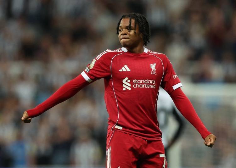 罗马诺:利物浦已准备为16岁恩古莫哈提供新约,欣赏其态度和潜能