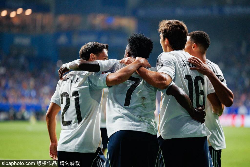 皇家马德里的B计划:如何在密集赛程中保持竞争力